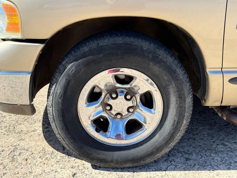 Dodge Ram 1500 ST Quad Cab Short Bed 2WD 2002