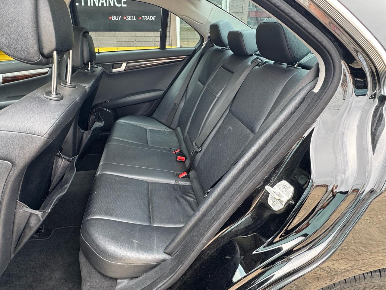 Mercedes-Benz C-Class C300 4MATIC Sport Sedan 2013