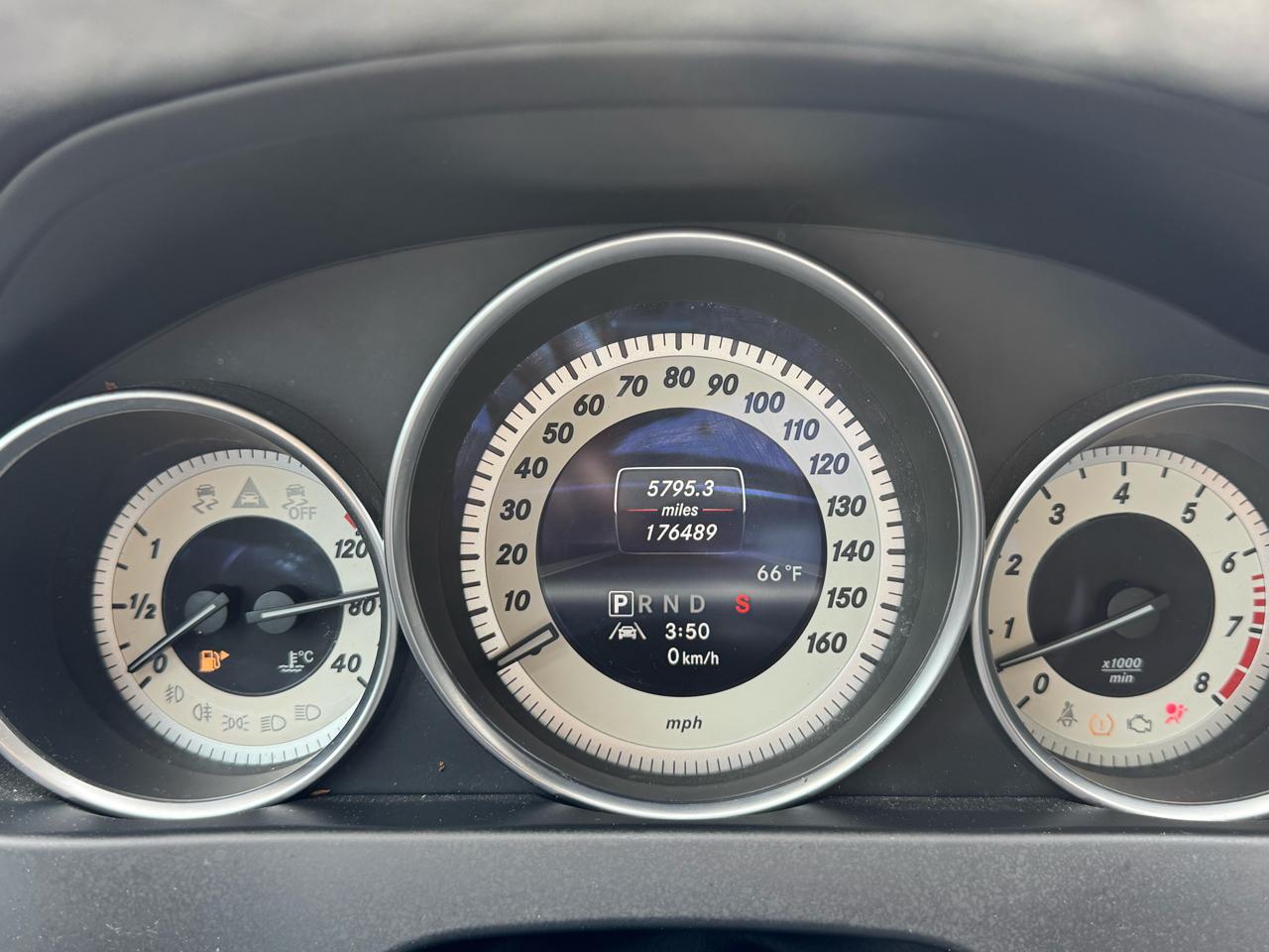 Mercedes-Benz C-Class C300 4MATIC Sport Sedan 2013