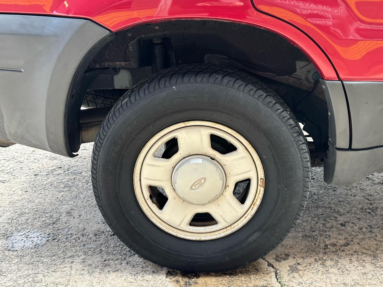 Ford Escape XLS 4WD 2005