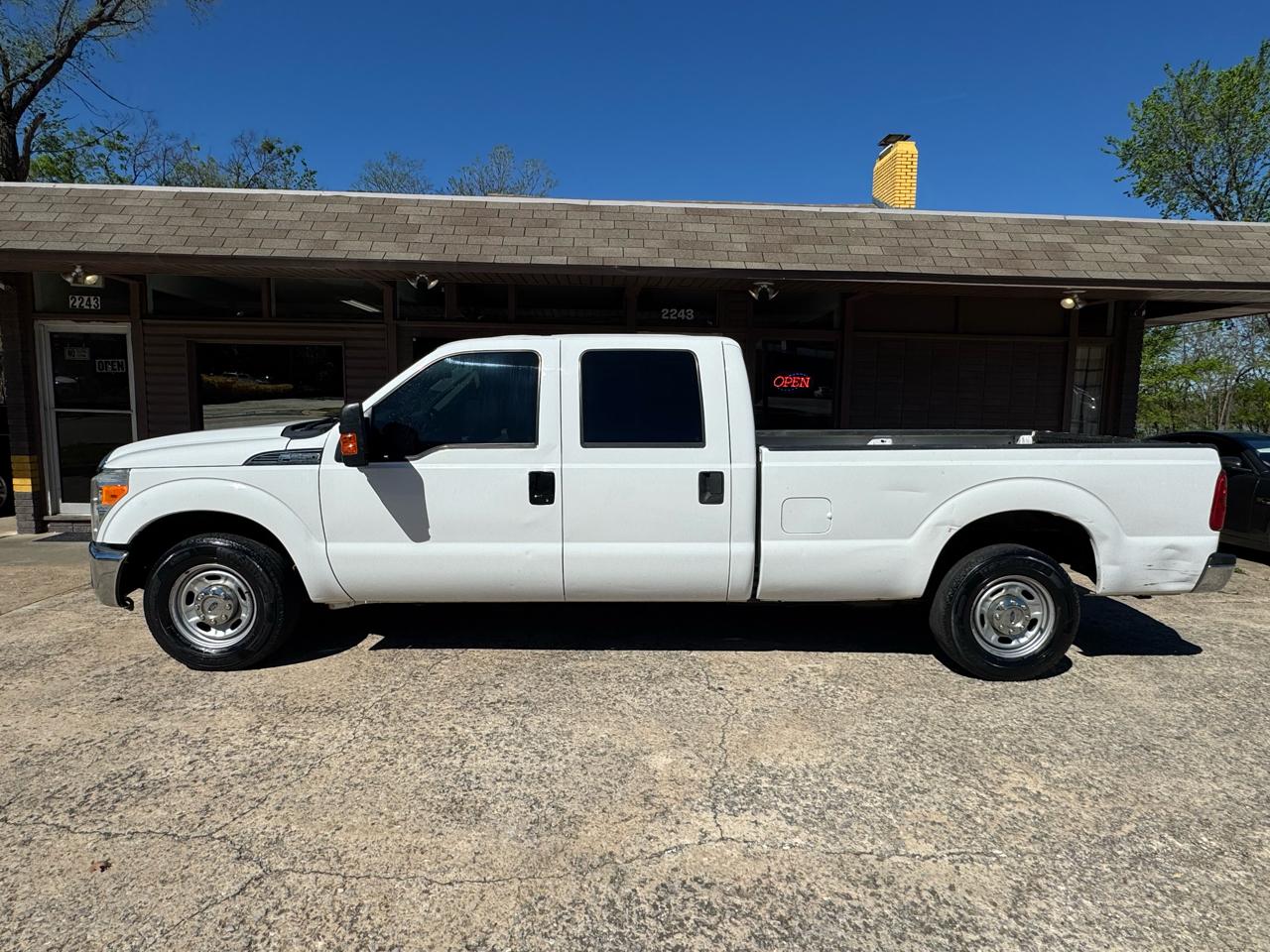 Ford F-250 SD XL Crew Cab 2WD 2016
