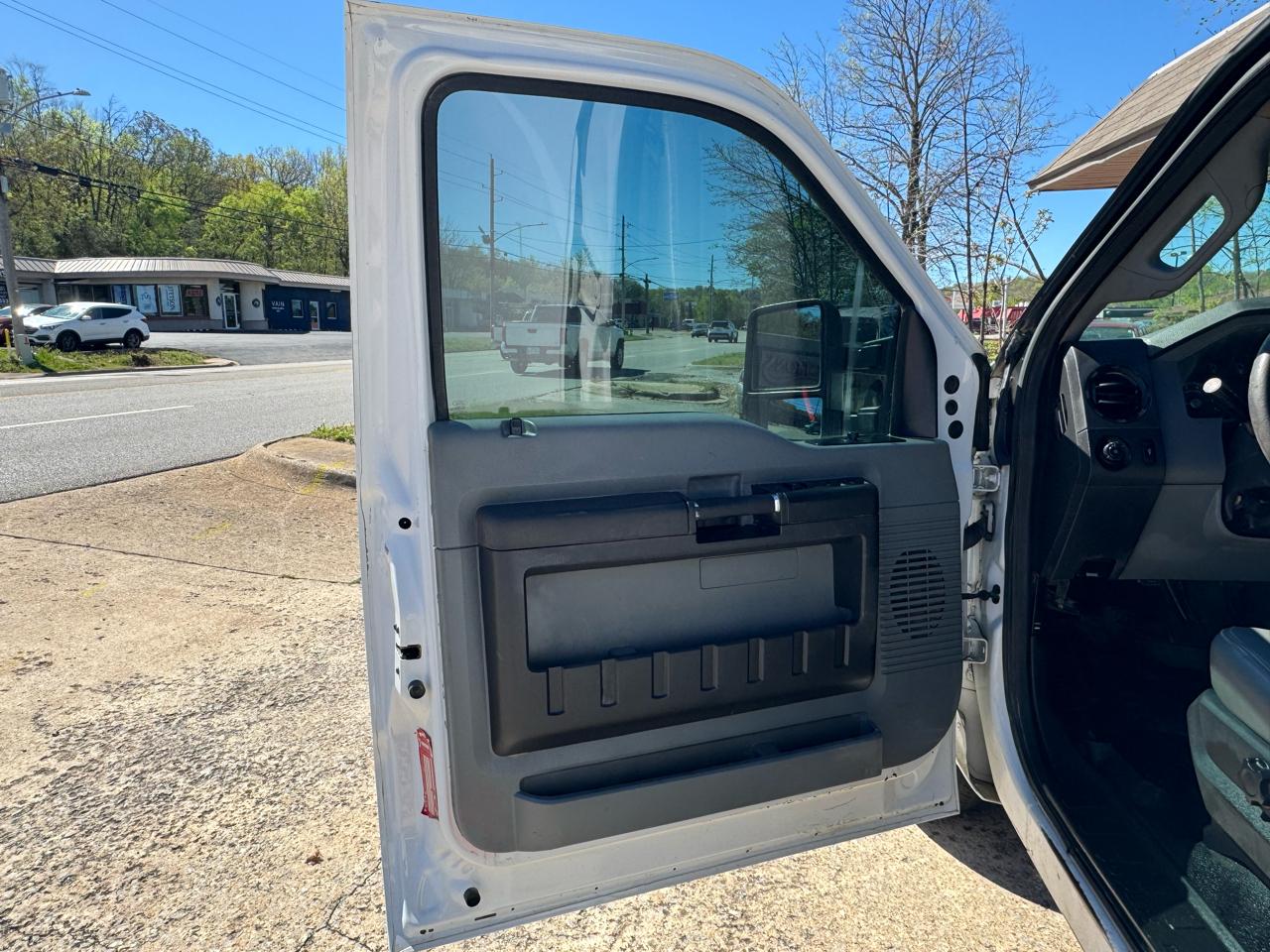 Ford F-250 SD XL Crew Cab 2WD 2016