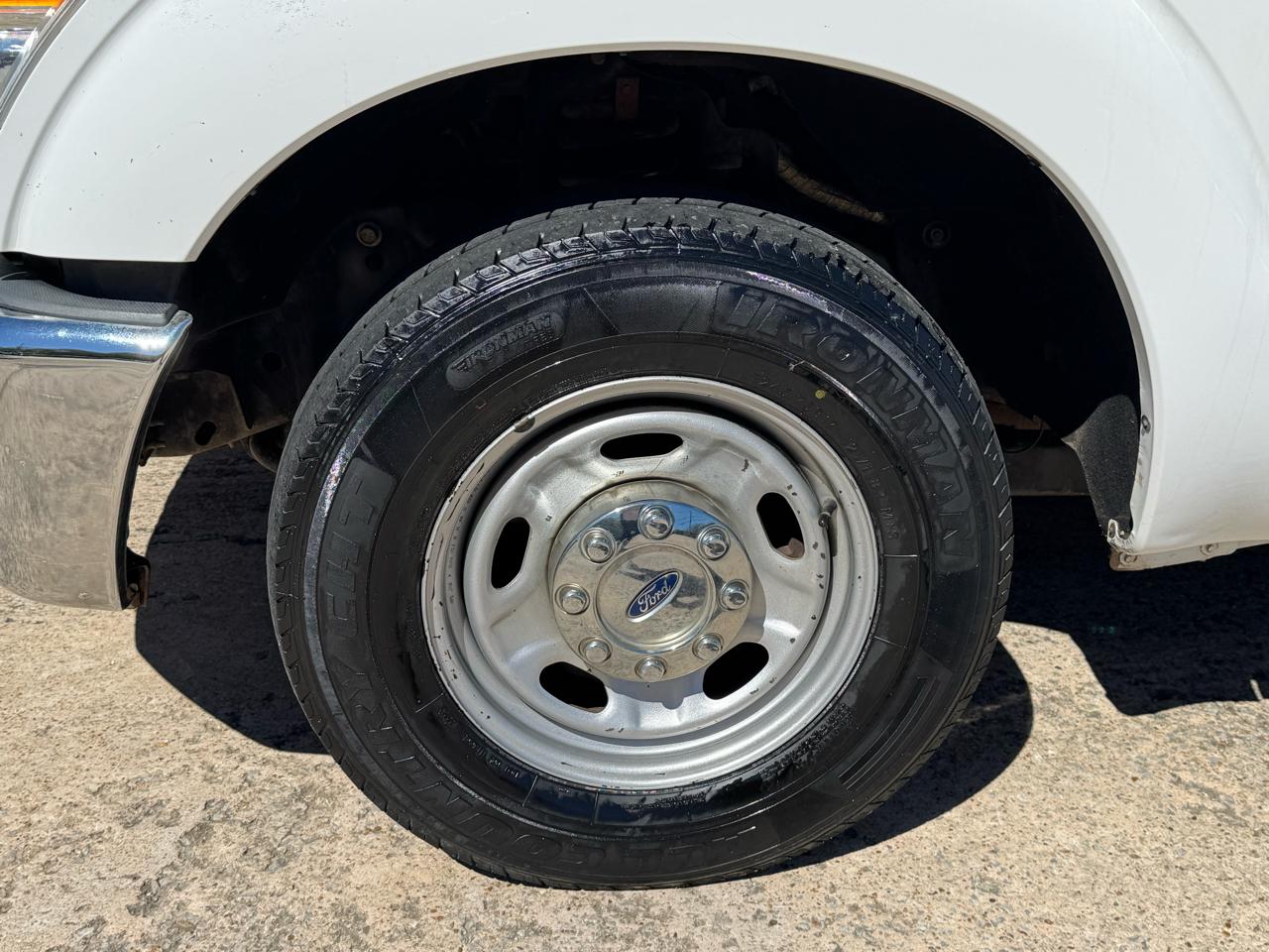Ford F-250 SD XL Crew Cab 2WD 2016