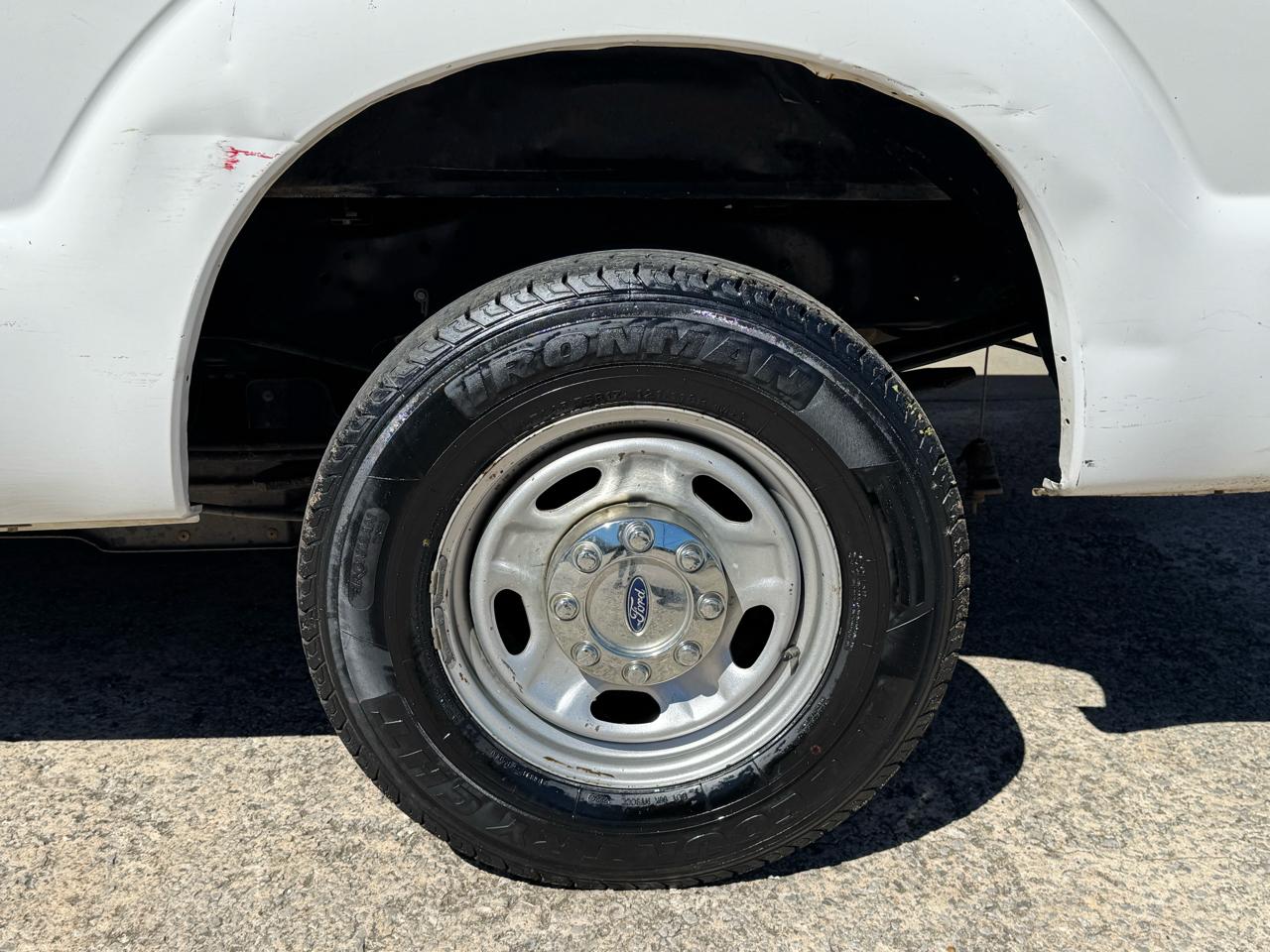 Ford F-250 SD XL Crew Cab 2WD 2016
