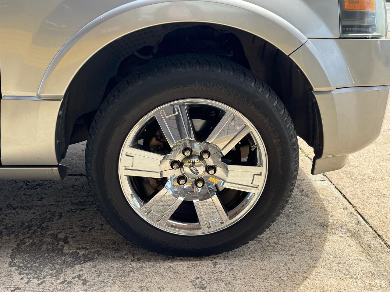 Ford Expedition EL Limited 2WD 2008