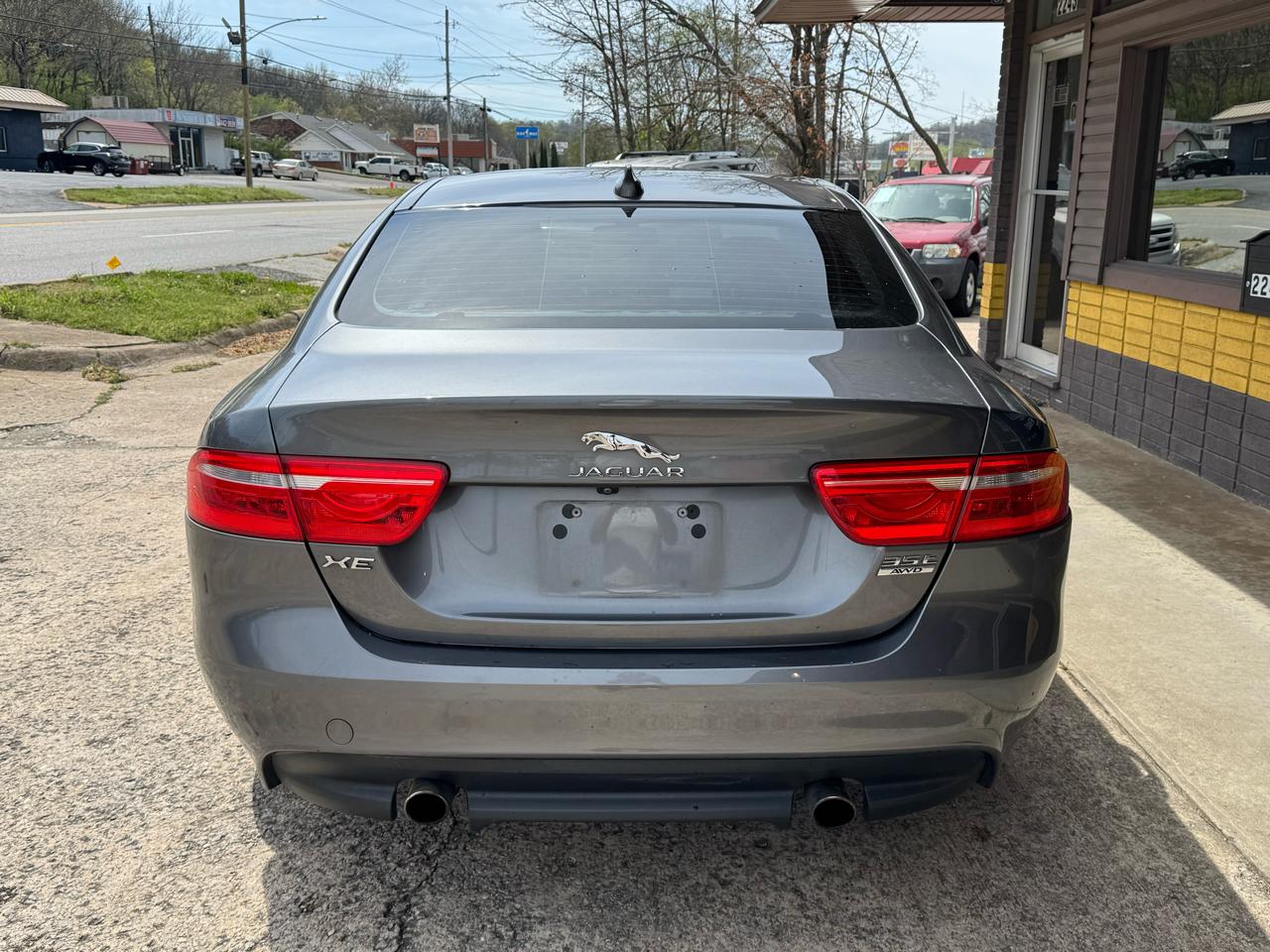 Jaguar XE 35t Premium AWD 2017