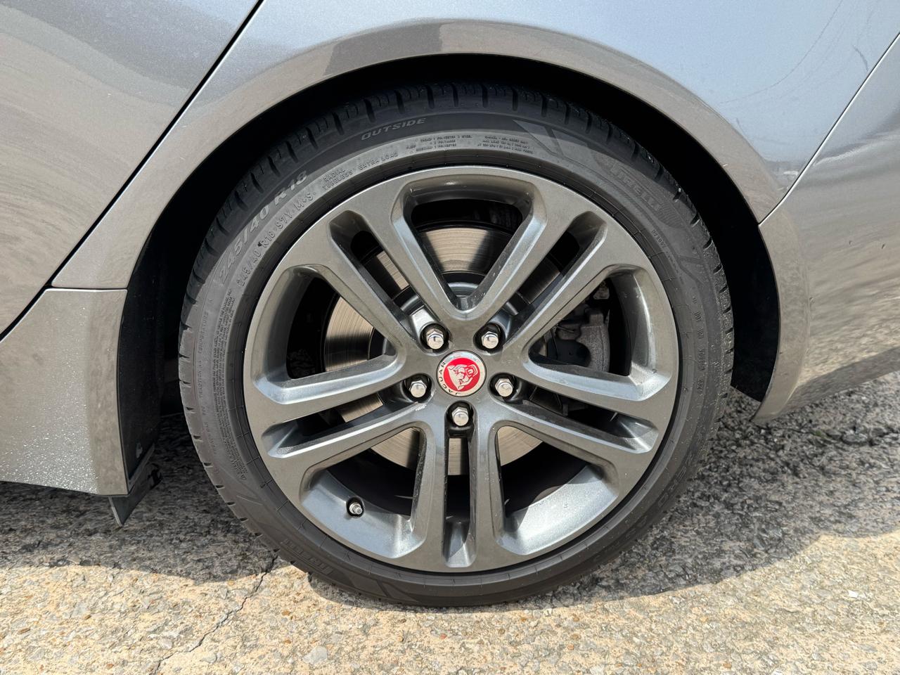 Jaguar XE 35t Premium AWD 2017