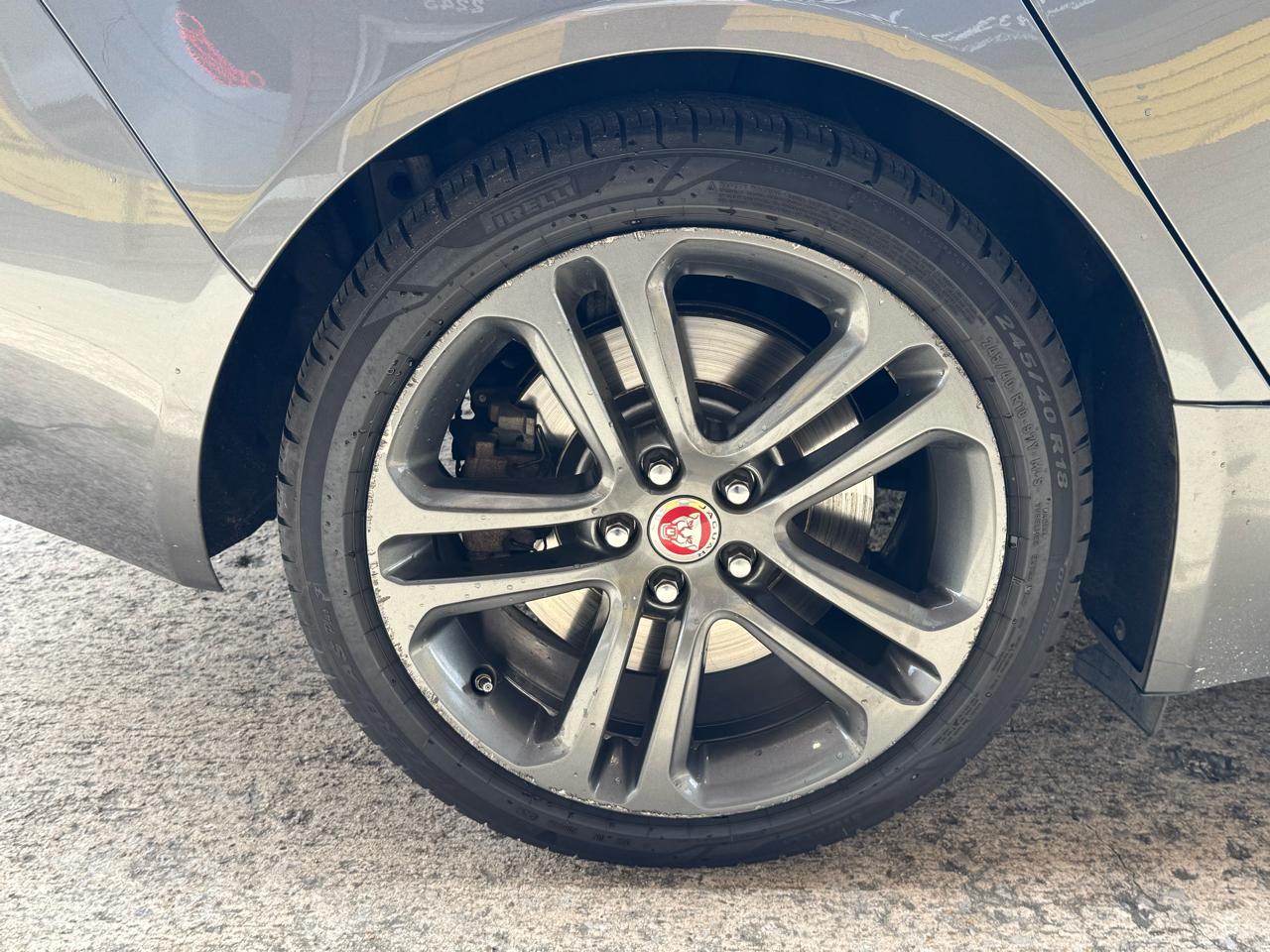 Jaguar XE 35t Premium AWD 2017