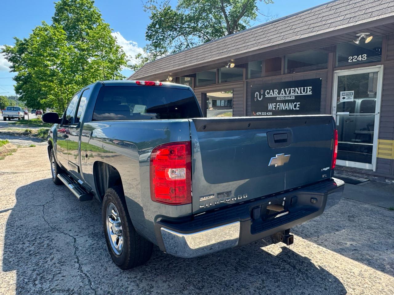 Chevrolet Silverado 1500 LS Extended Cab 2WD 2010