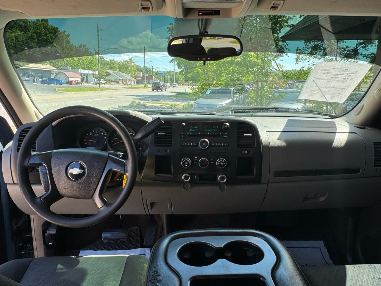 Chevrolet Silverado 1500 LS Extended Cab 2WD 2010