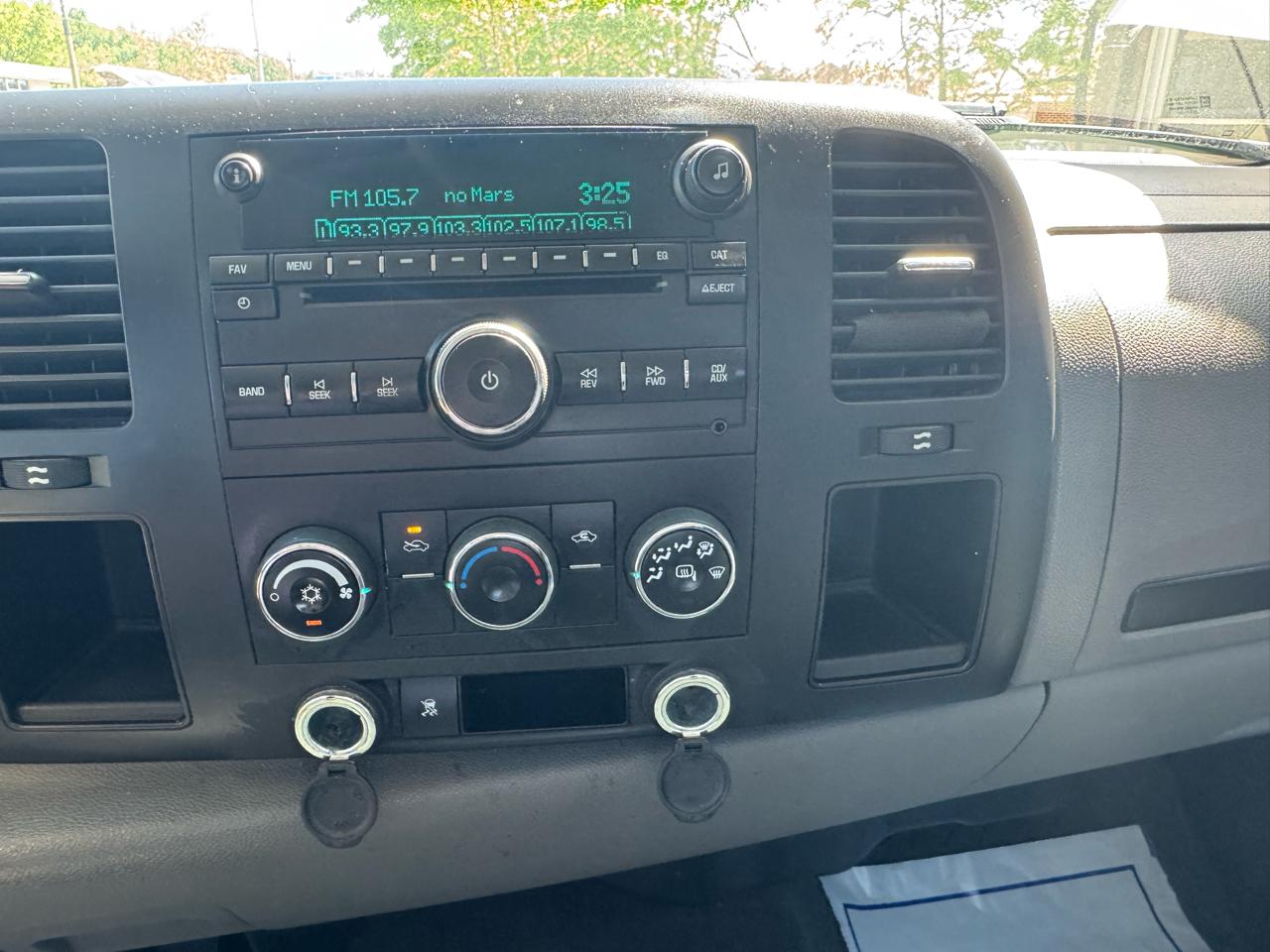 Chevrolet Silverado 1500 LS Extended Cab 2WD 2010