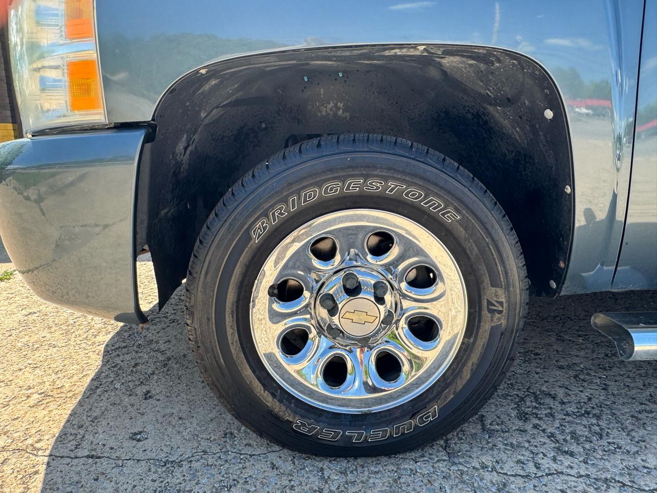 Chevrolet Silverado 1500 LS Extended Cab 2WD 2010