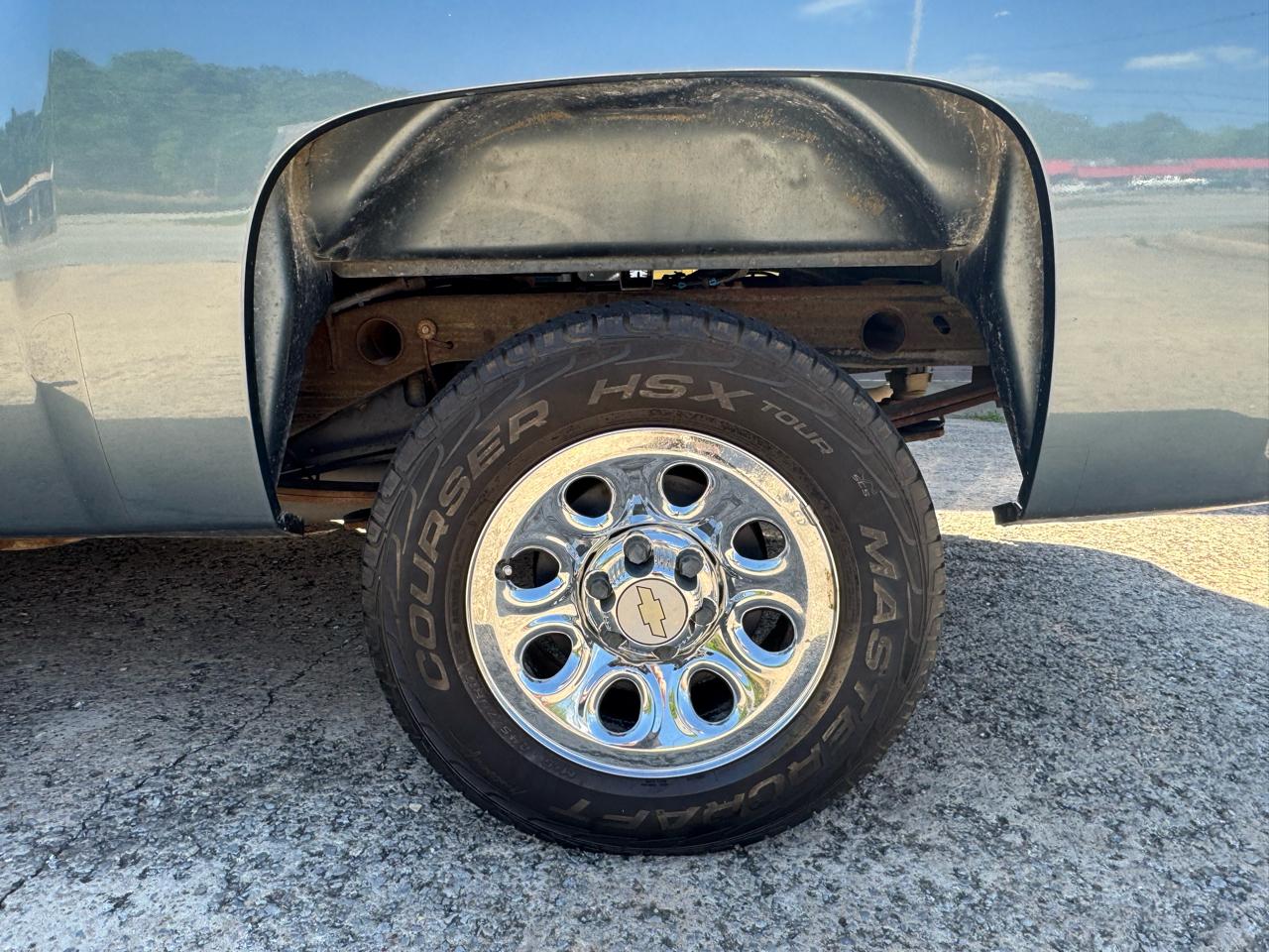 Chevrolet Silverado 1500 LS Extended Cab 2WD 2010