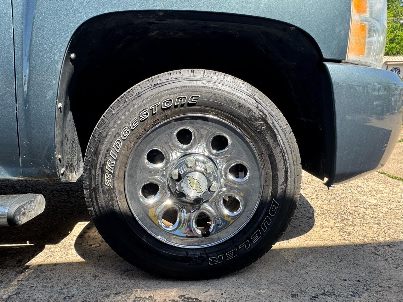 Chevrolet Silverado 1500 LS Extended Cab 2WD 2010