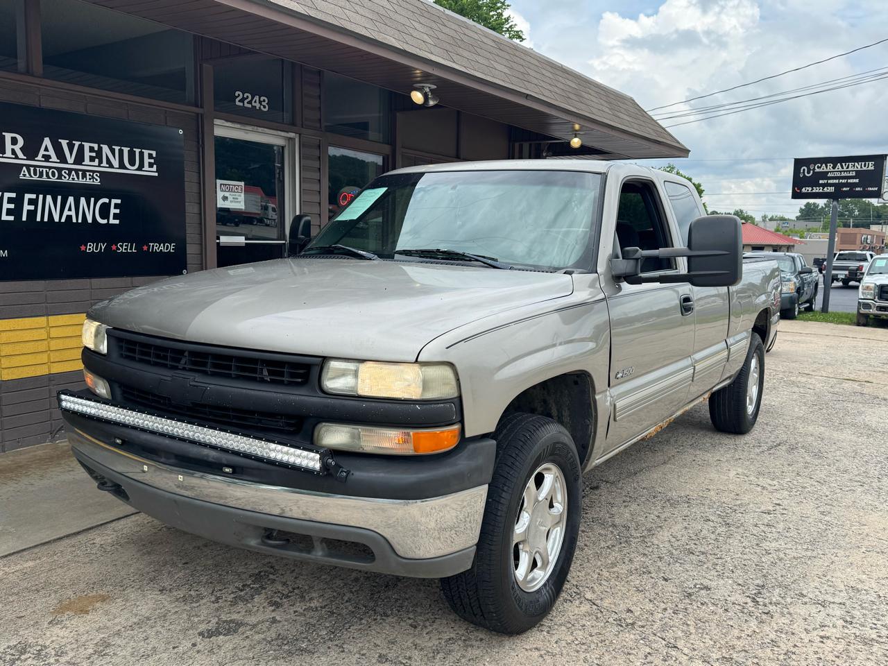Chevrolet Silverado 1500 LS Ext Cab 4WD 2000