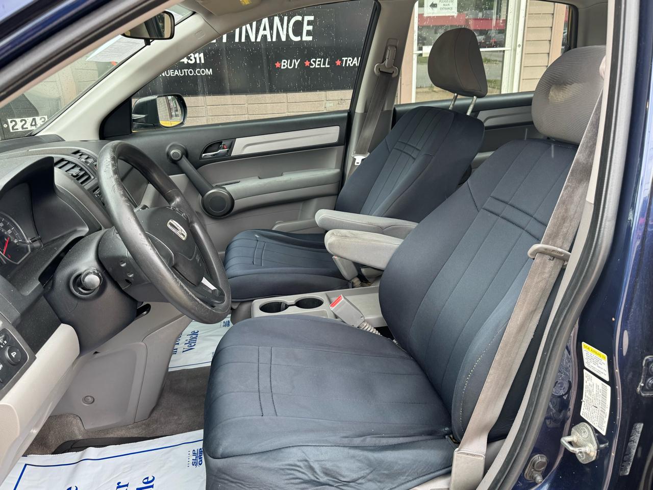 Honda CR-V LX 4WD 5-Speed AT 2011