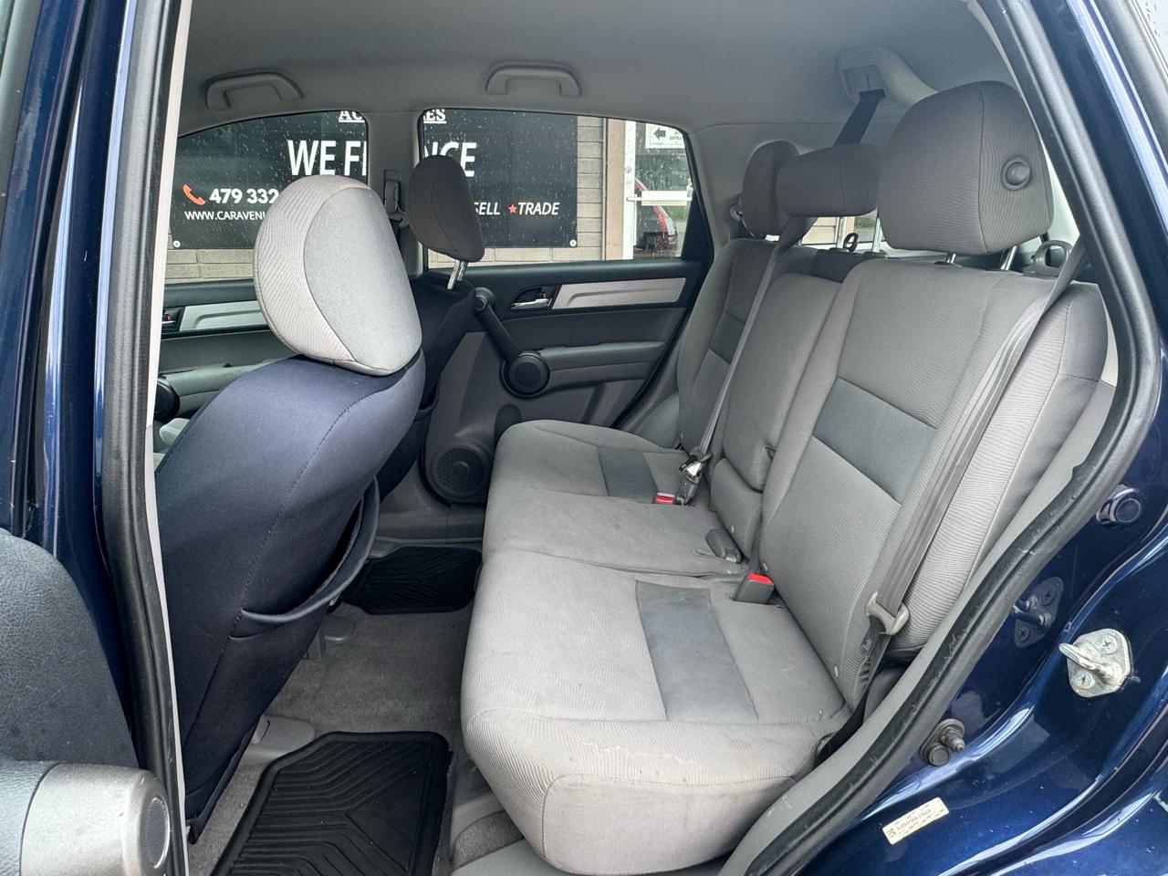 Honda CR-V LX 4WD 5-Speed AT 2011