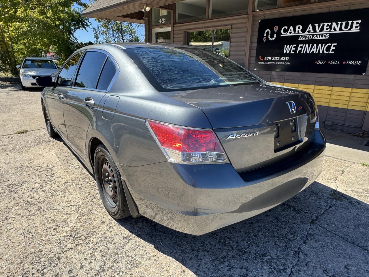 Honda Accord photo 5