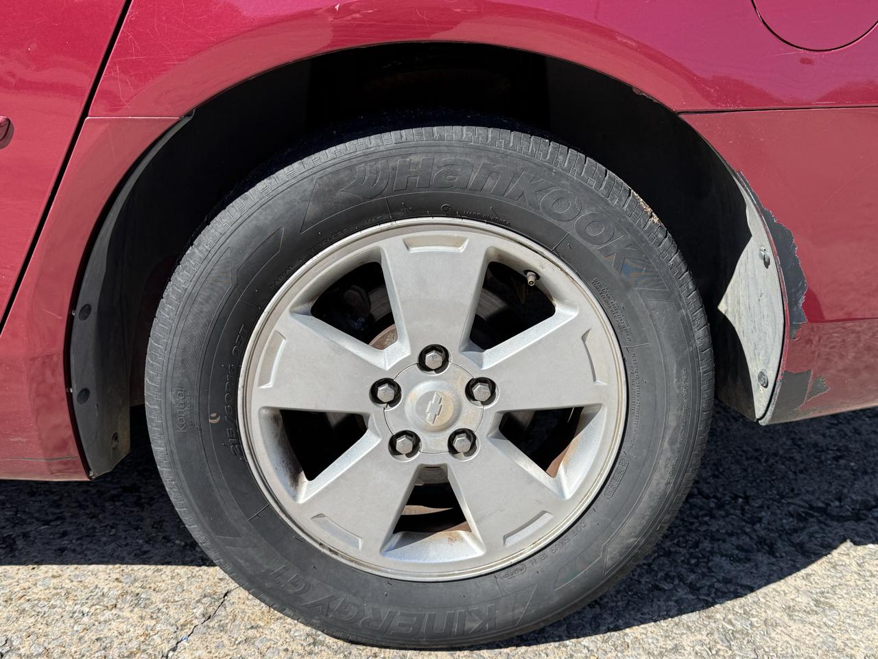 Chevrolet Impala photo 18