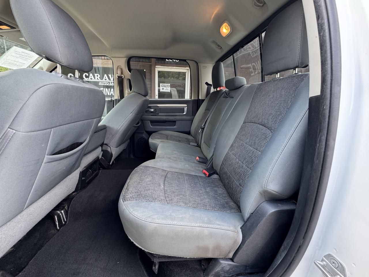 RAM 1500 SLT Crew Cab SWB 4WD 2016
