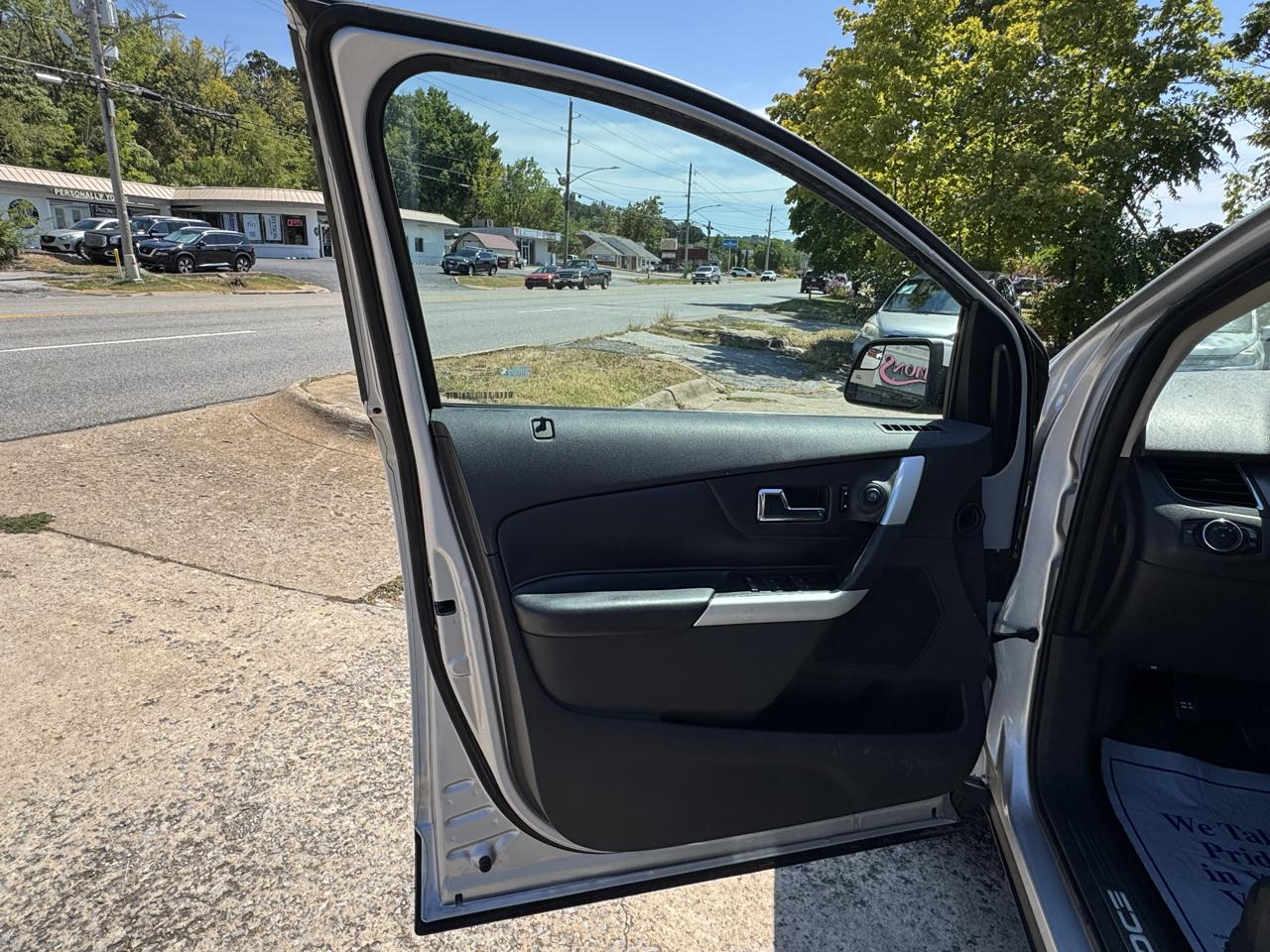 Ford Edge SEL FWD 2012