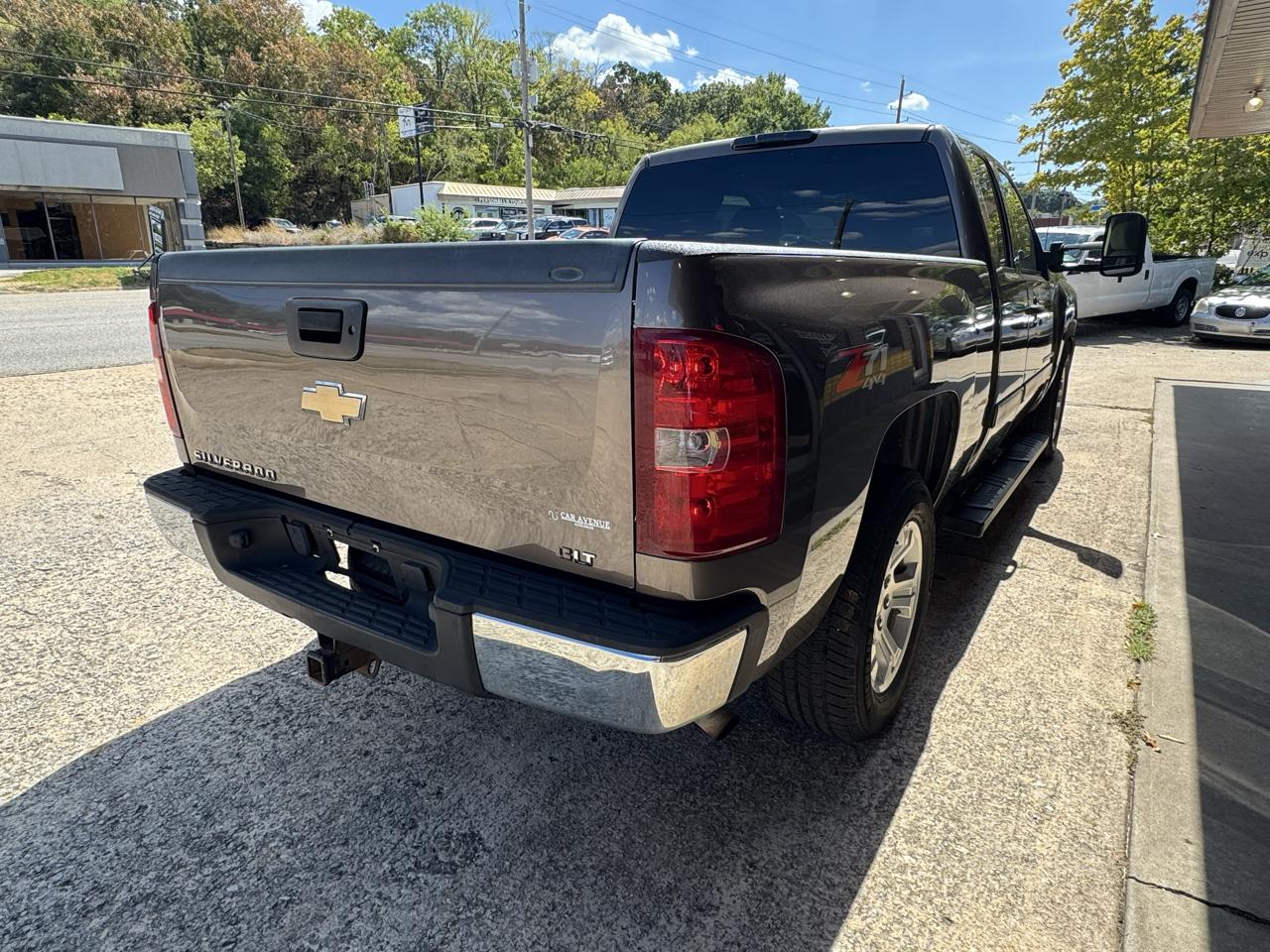 Chevrolet Silverado 1500 Work Truck Ext. Cab Std. Box 4WD 2008