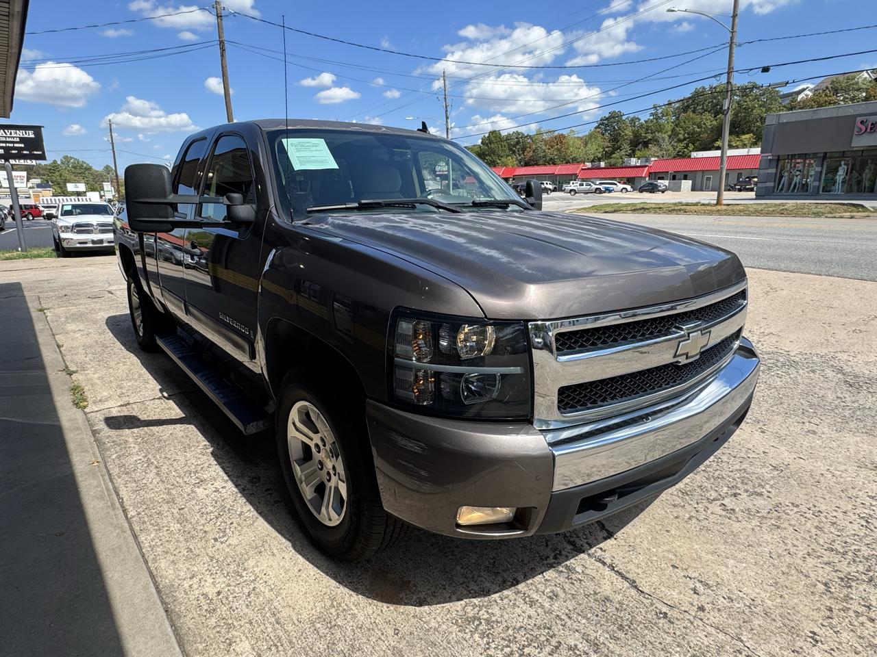 Chevrolet Silverado 1500 Work Truck Ext. Cab Std. Box 4WD 2008