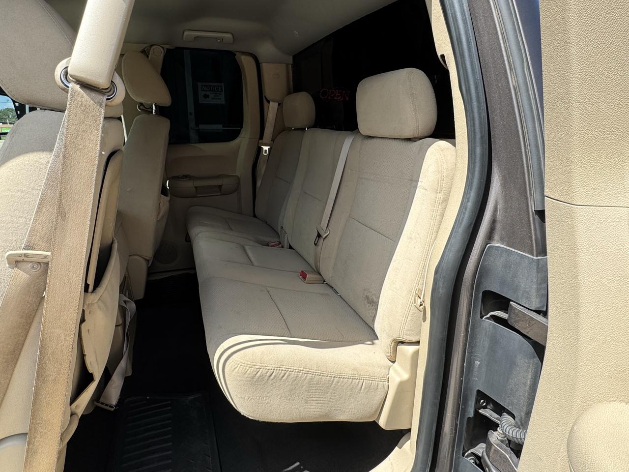 Chevrolet Silverado 1500 Work Truck Ext. Cab Std. Box 4WD 2008