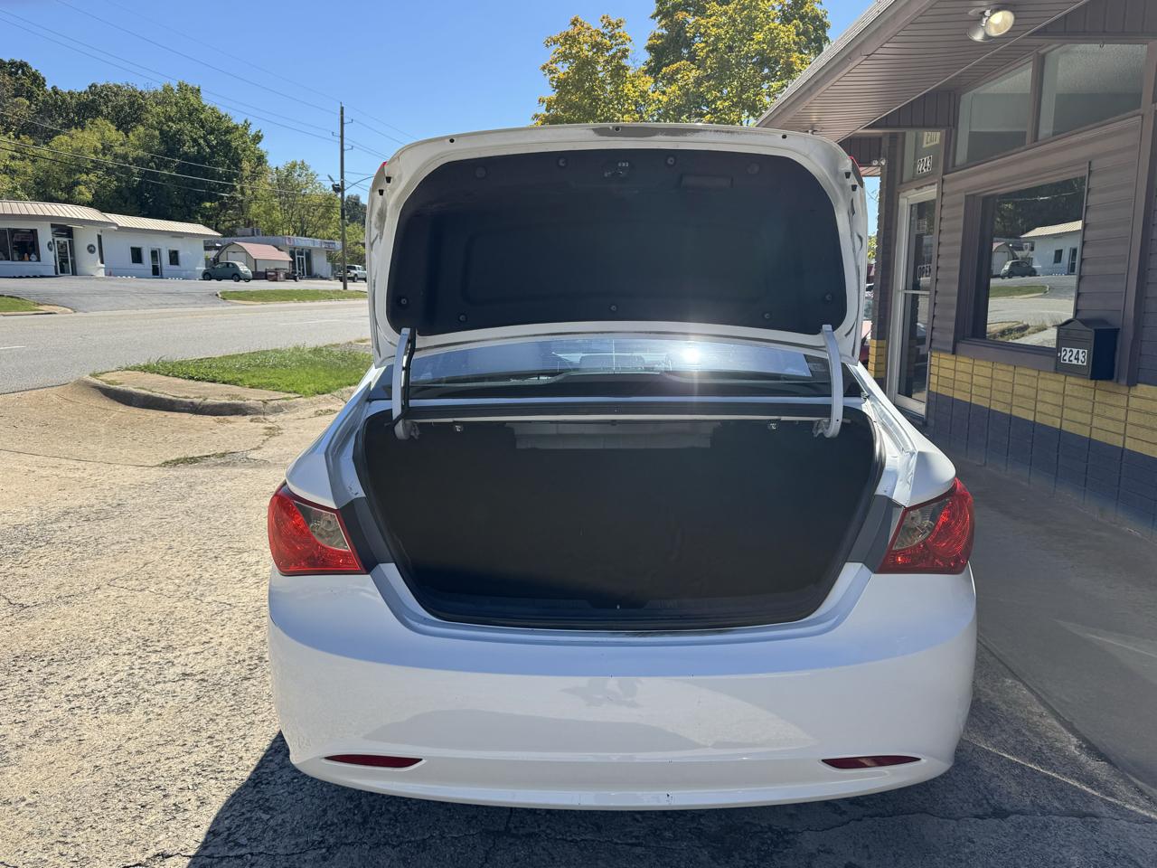 Hyundai Sonata photo 16