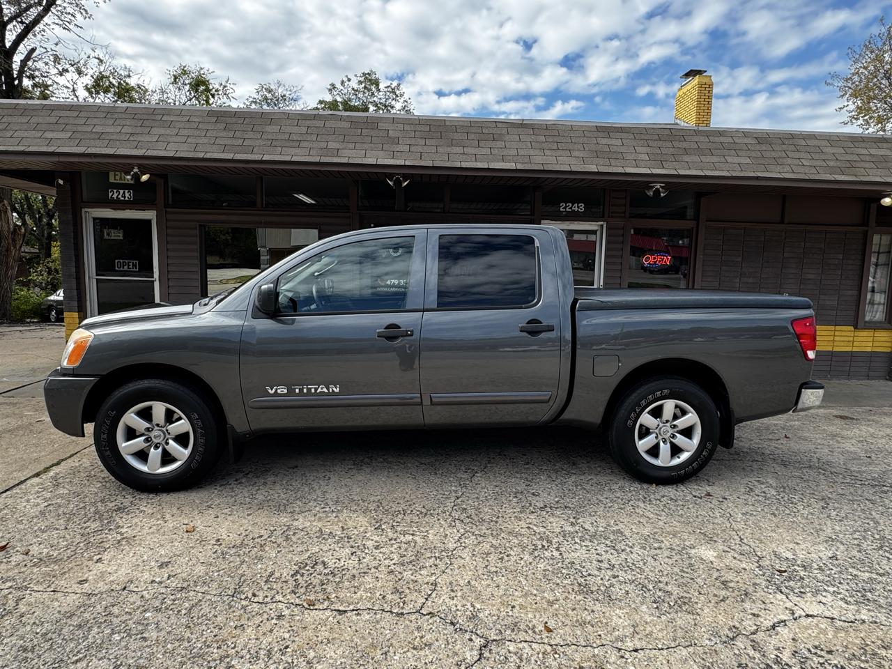 Nissan Titan SE Crew Cab 2WD 2008