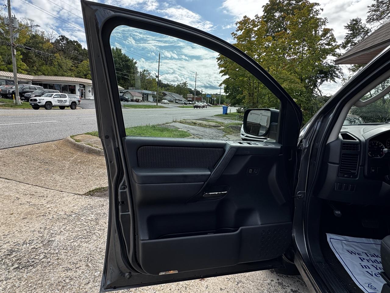 Nissan Titan SE Crew Cab 2WD 2008