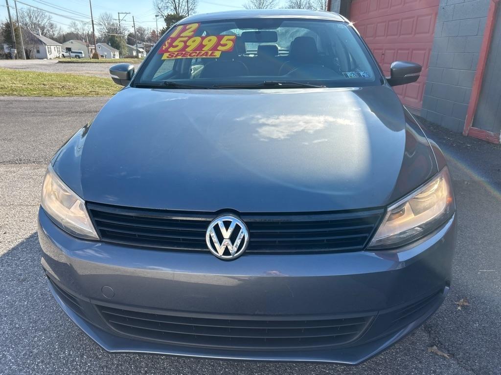 Volkswagen Jetta  2012