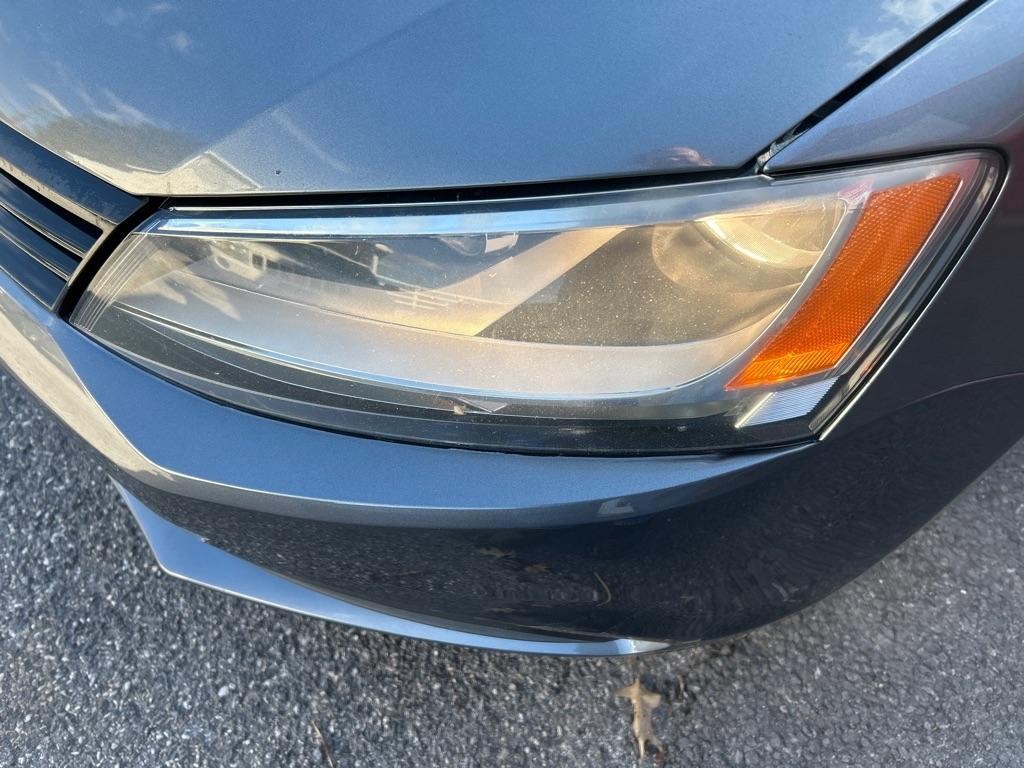 Volkswagen Jetta  2012