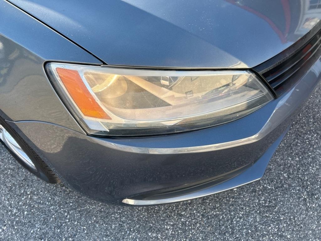 Volkswagen Jetta  2012