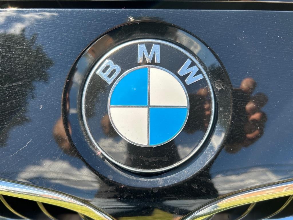 BMW 3-Series  2018