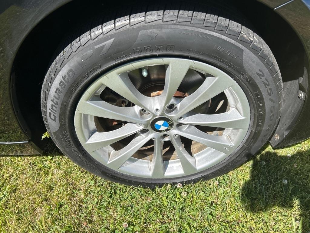 BMW 3-Series  2018