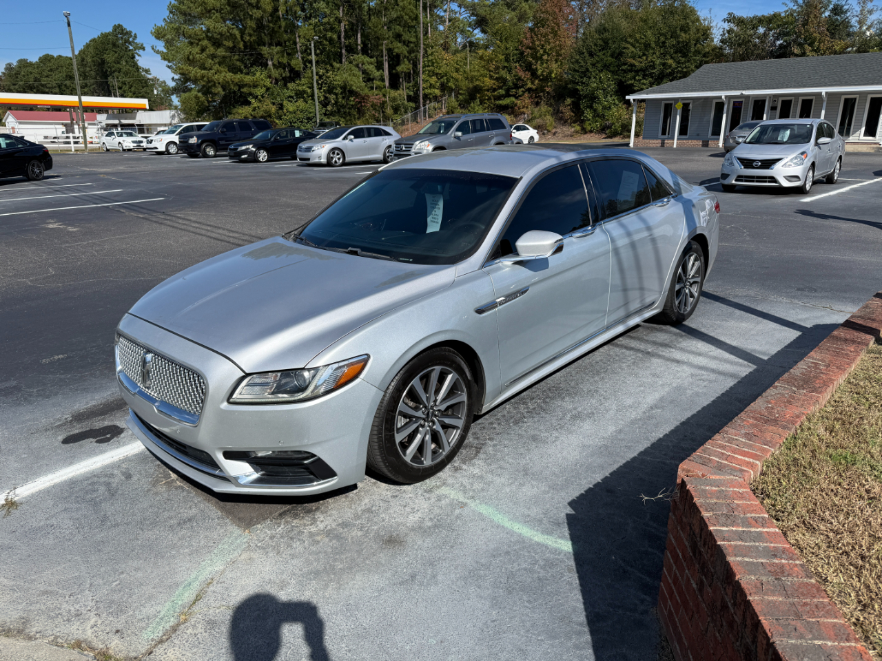 2017 Lincoln Continental Premier