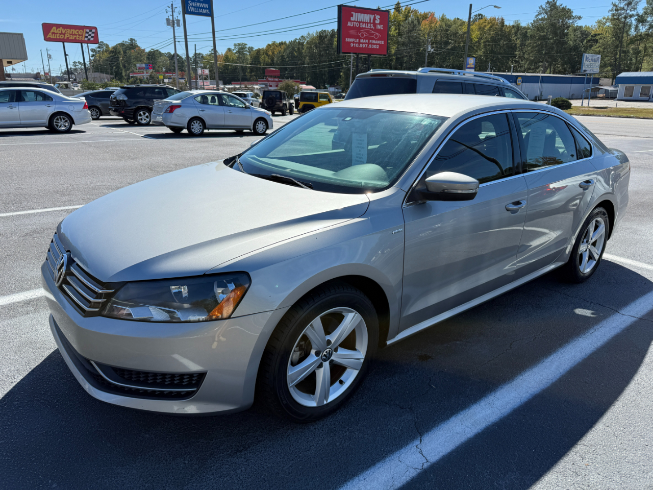 2014 Volkswagen Passat 1.8T Wolfsburg AT