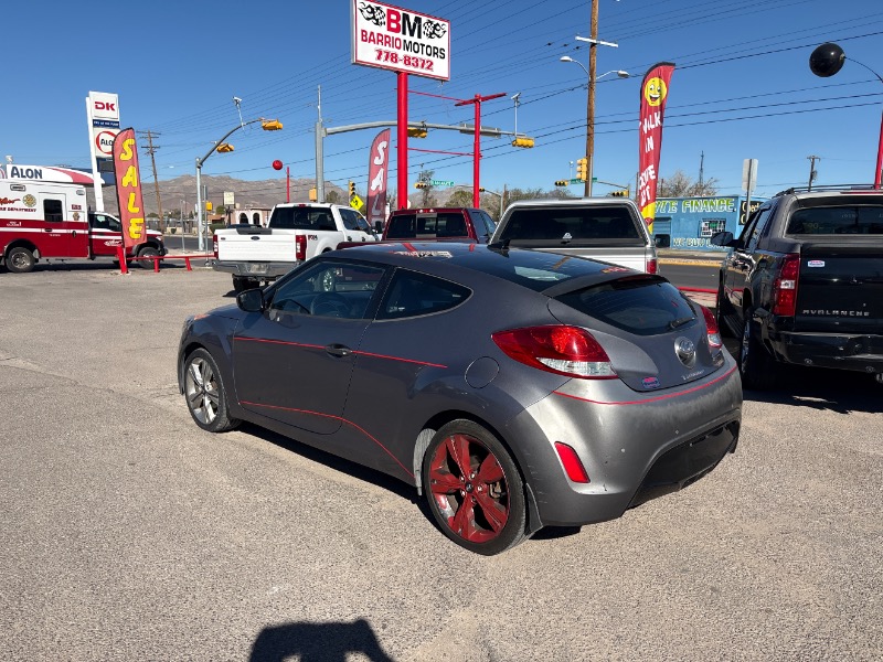 Hyundai Veloster Base 6MT 2016 Hyundai Veloster Base 6MT 2016