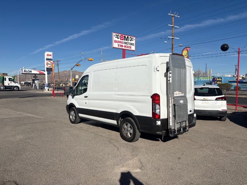Ford Transit 250 Van Med. Roof w/Sliding Pass. 130-in. WB 2019