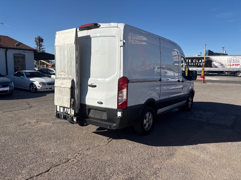 Ford Transit 250 Van Med. Roof w/Sliding Pass. 130-in. WB 2019