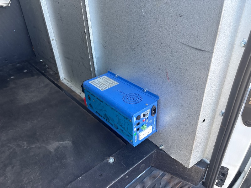 Ford Transit 250 Van Med. Roof w/Sliding Pass. 130-in. WB 2019