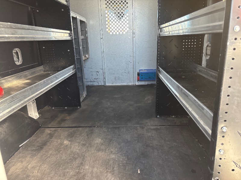 Ford Transit 250 Van Med. Roof w/Sliding Pass. 130-in. WB 2019