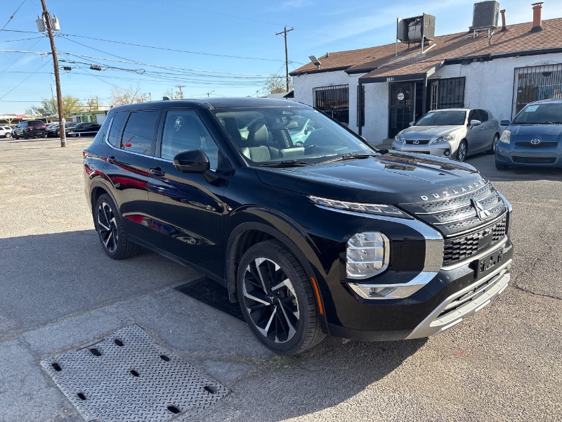 Mitsubishi Outlander SE 4WD 2022