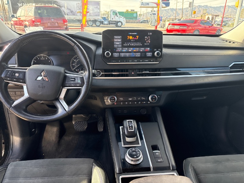 Mitsubishi Outlander SE 4WD 2022