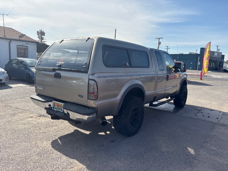 Ford F-250 SD XLT SuperCab Long Bed 4WD 2005