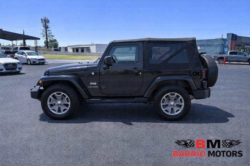 Jeep Wrangler Sahara 4WD 2014