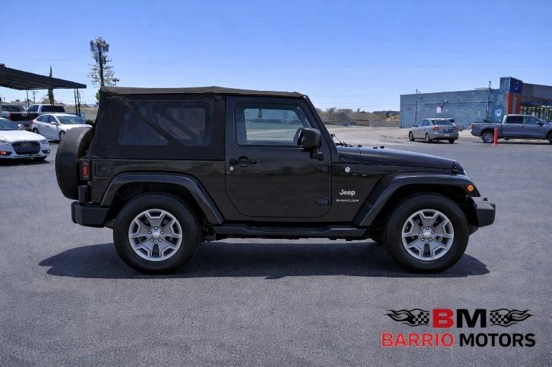 Jeep Wrangler Sahara 4WD 2014