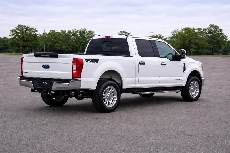 Ford F-250 SD XL Crew Cab 4WD 2019