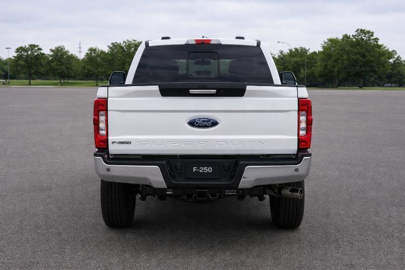 Ford F-250 SD XL Crew Cab 4WD 2019